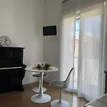 아파트 Ielle Brutia *