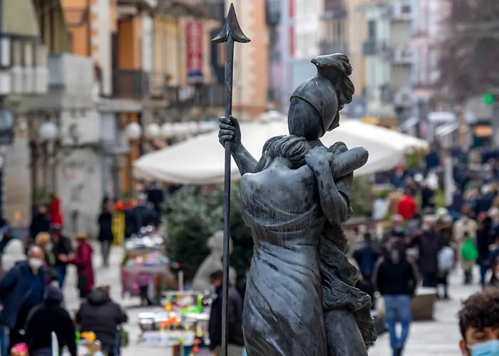 Ielle Brutia 公寓 科森扎